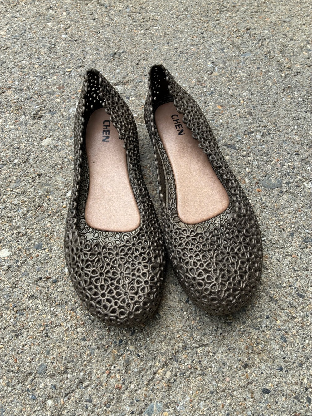 Women's Floral Cutout Ballet Flats in Jelly Metallic Brown